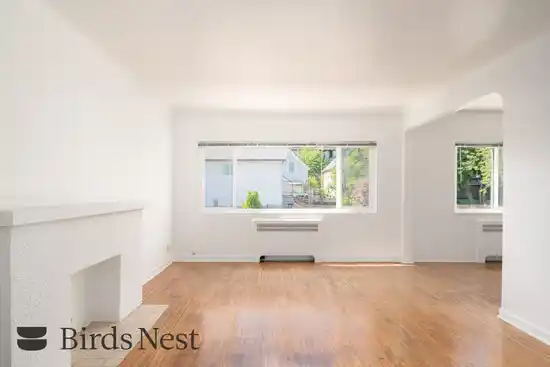 209 735 ROYAL AVENUE, New Westminster BC V3M 1J6
