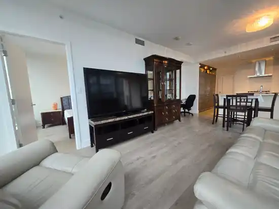 12XX 7358 EDMONDS STREET, Burnaby BC V3N 0H1