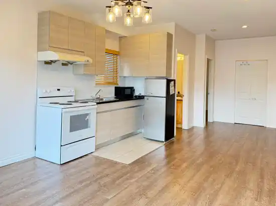 1 BR-6952 CURTIS STREET, Burnaby BC V5B 2B1