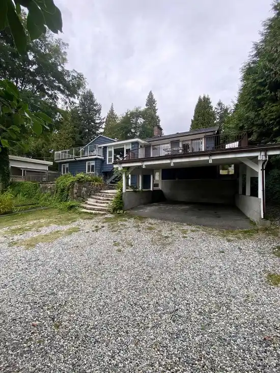 1665 QUEENS AVE AVENUE, West Vancouver BC V7V 2X5