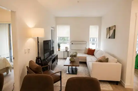 411 245 BEWICKE AVENUE, North Vancouver BC V7M 0H5