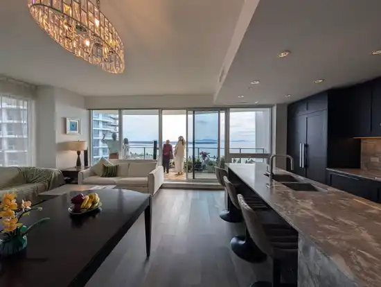 19FL 1500 MARTIN STREET, White Rock BC V4B 0C2