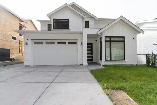 33942 PARR AVENUE, Mission BC V2V 6B2