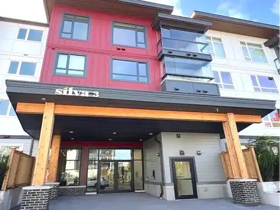 102 13760 75A AVENUE, Surrey BC V3W 6T5