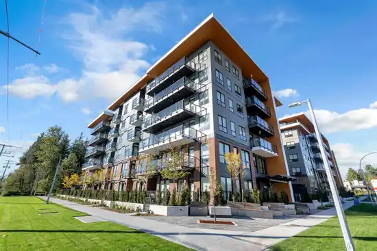 202 10405 147 STREET, Surrey BC V3R 1Y7