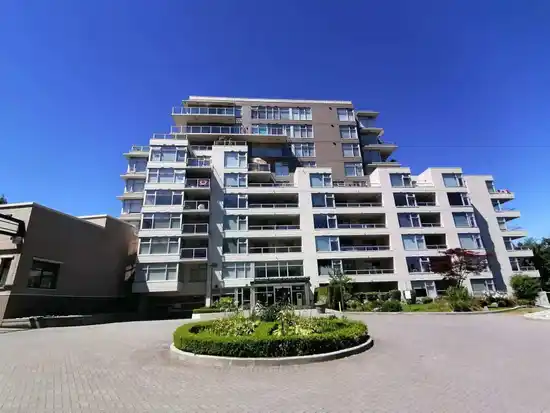 311 9288 UNIVERFSITY CRESCENT, Burnaby BC V5A 4X7