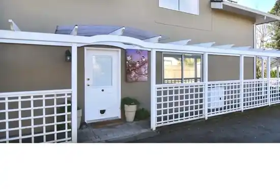 1522 NICHOL ROAD, White Rock BC V4B 3J8