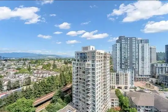 2102 5380 OBEN STREET, Vancouver BC V5R 6H7