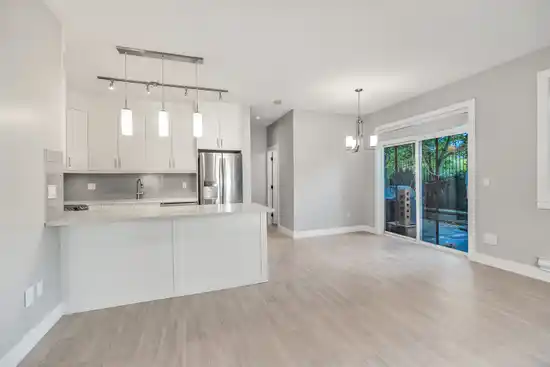 104 3525 CHANDLER STREET, Coquitlam BC V3E 0L9