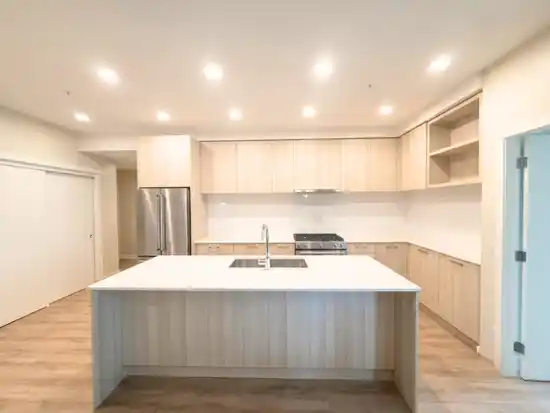 214 721 ANSKAR COURT, Coquitlam BC V3J 0L4