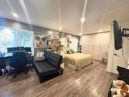 Garden-609 LIDSTER PLACE, New Westminster BC V3L 5E2