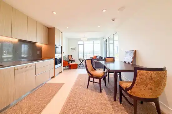 502 785 HARBOUR WAY, North Vancouver BC V7M 3G3