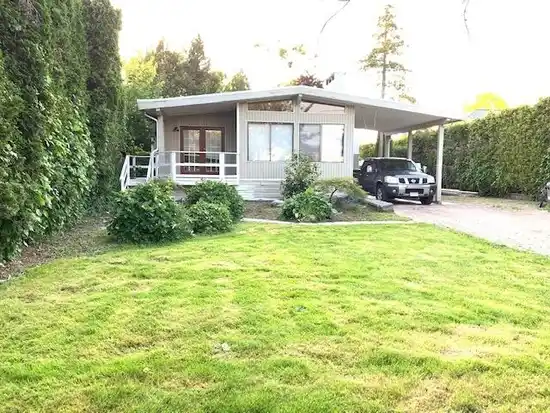 A 5217 CENTRAL AVENUE, Ladner BC V4K 2H1