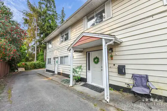 B 20844 DOUGLAS CRESCENT, Langley BC V3A 4C2