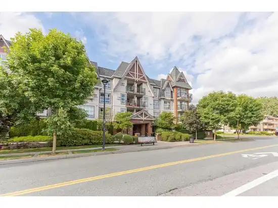 201 17769 57 AVENUE, Surrey BC V3S 1H1