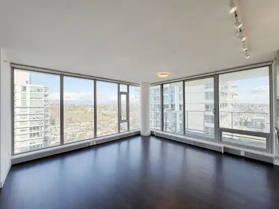 25F 8131 NUNAVUT LANE, Vancouver BC V5X 0E2