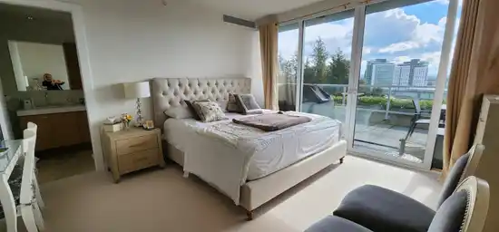 402 876 KEITH, West Vancouver BC V7M 1M3