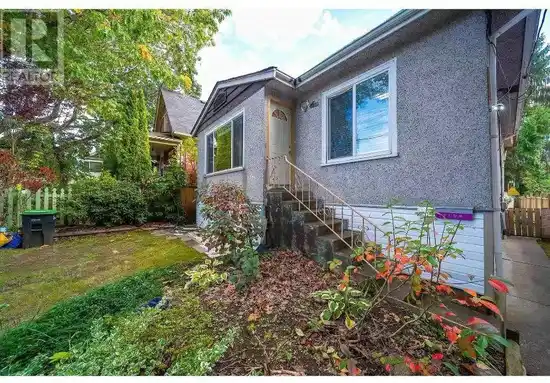 1000 EAST 21ST AVENUE, Vancouver BC V5V 1S8