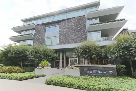 600 866 ARTHUR ERICKSON PLACE PLACE, West Vancouver BC V7T 0B2
