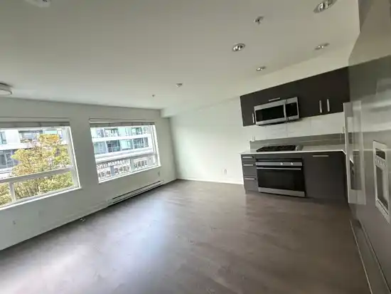 2** 2858 W 4TH AVENUE, Vancouver BC V6K 1R2