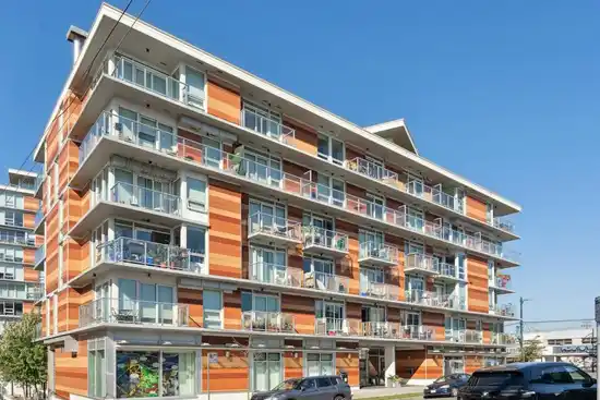 920 180 E 2ND AVENUE, Vancouver BC V5T 0K4