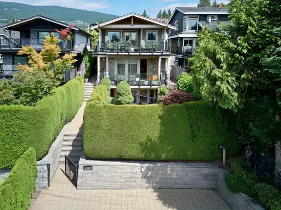 1123 Keith Road 1123 KEITH ROAD, West Vancouver BC V7T 1M7