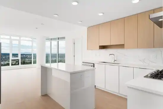 1602 7769 PARK CRESCENT, Burnaby BC V3N 0J7