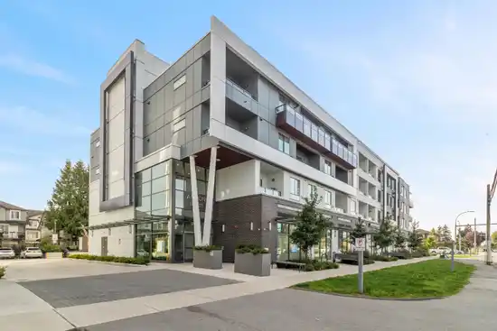 4xx 14438 72 AVENUE, Surrey BC V3S 0B6