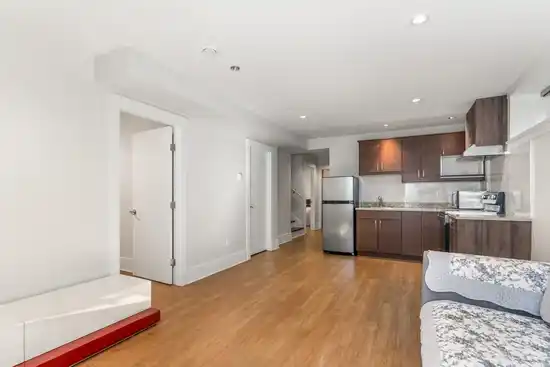 4080 W 15TH AVENUE, Vancouver BC V6R 3A3