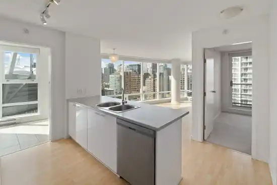 1503 111 W GEORGIA STREET, Vancouver BC V6E 4M3