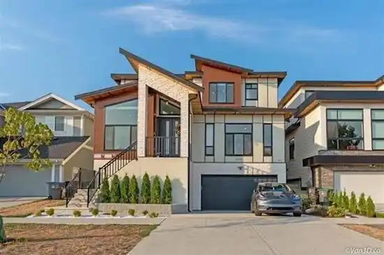 16759 18 AVENUE, Surrey BC V3Z 9X5