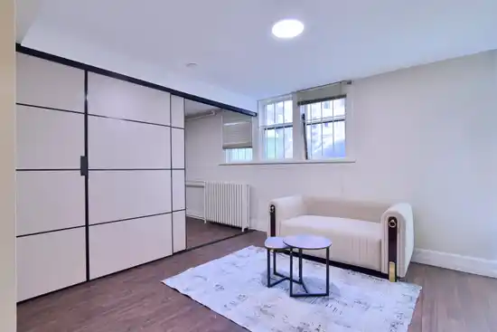 18 935 JERVIS STREET, Vancouver BC V6E 2B5