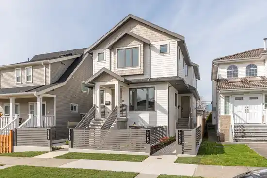 2 2263 E 35TH STREET, Vancouver BC V5P 1C1