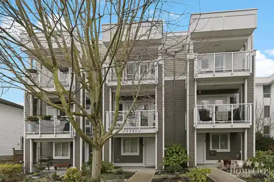 2 1321 FIR STREET, White Rock BC V4B 4B3