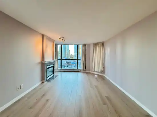 1305 4788 HAZEL STREET, Burnaby BC V5H 4V9