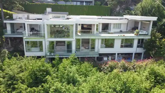 6173 NELSON AVENUE, West Vancouver BC V7W 2A1