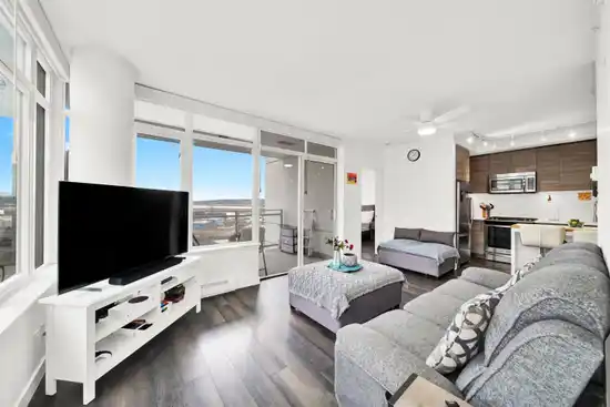 307 200 NW NELSON'S CRESCENT CRESCENT, New Westminster BC V3L 0H4
