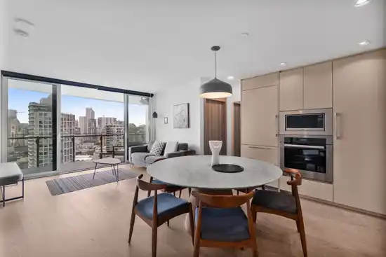 2720 89 NELSON STREET, Vancouver BC V6Z 0E7