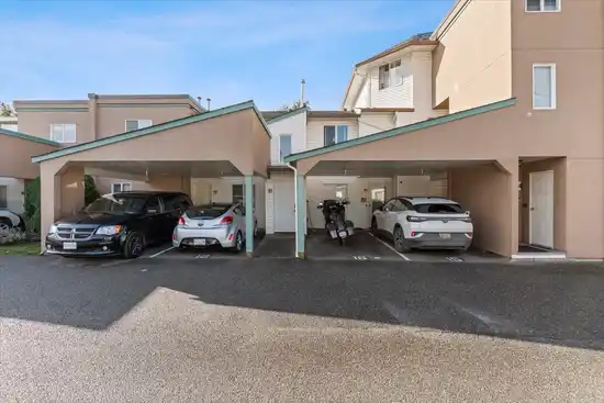 16 7715 LUCKAKUCK PLACE, Chilliwack BC V2R 3N6