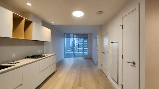 1603 6000 MCKAY AVENUE, Burnaby BC V5H 0K2