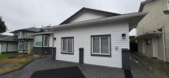 21948 126 AVENUE, Maple Ridge BC V2X 0V5