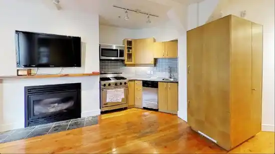 303 1216 HOMER STREET, Vancouver BC V6B 2Y5