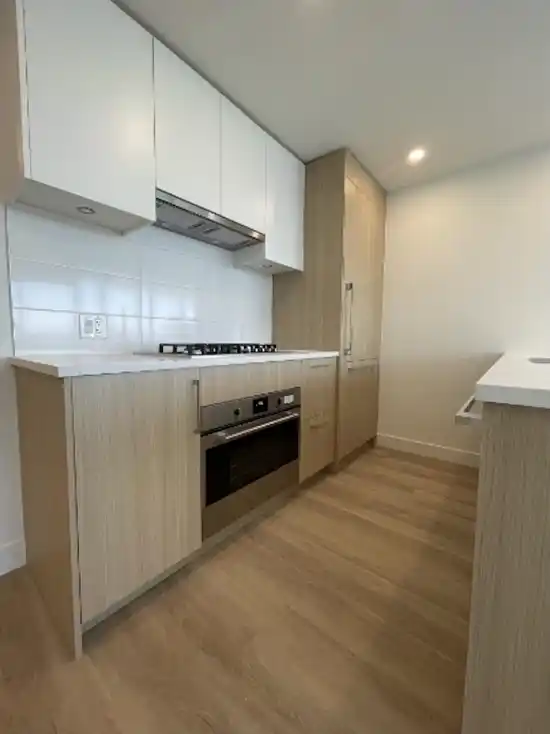 9675 KING GEORGE BOULEVARD, Surrey BC V3T 0T7