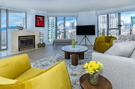 1305 1000 BEACH AVENUE, Vancouver BC V6E 4M2