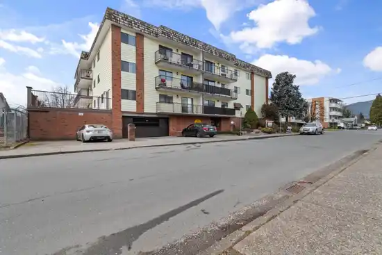 204 9417 NOWELL STREET, Chilliwack BC V2P 7M4
