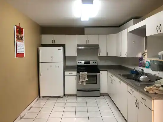 12930 109 AVENUE, Surrey BC V3T 2N2