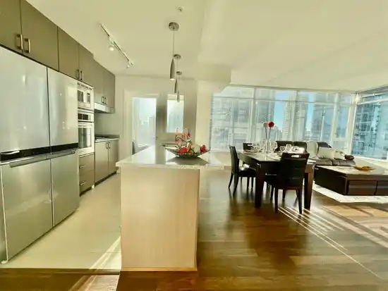 1703 1211 MELVILLE STREET, Vancouver BC V6E 0A7