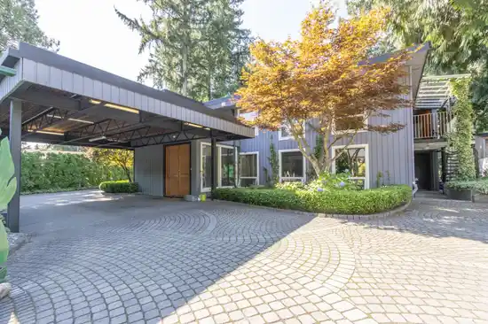 Suite 2673 WOODBINE DRIVE, North Vancouver BC V7R 2R7