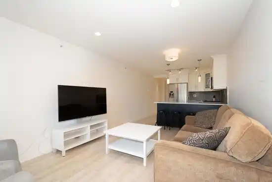 4548 HASTINGS STREET, Burnaby BC V5C 2K4