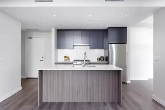 90X 3430 E KENT SOUTH AVENUE, Vancouver BC V5S 0G7